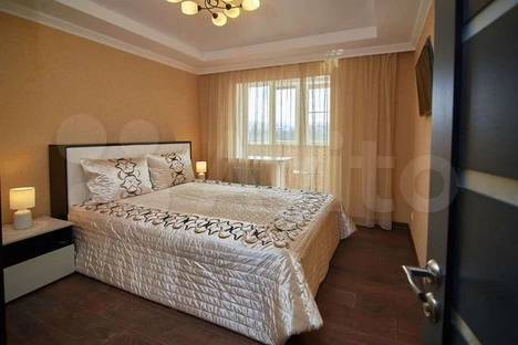 Трёхкомнатная квартира в аренду посуточно в Кисловодске по адресу Широкая улица, 36