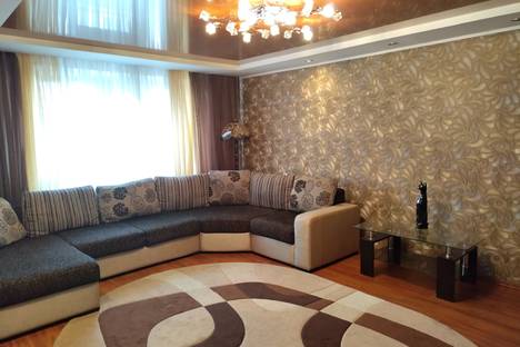 3-комнатная квартира в Солигорске, Солигорск, улица Строителей, 7к1