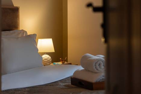 2-комнатная квартира в Ереване, Armenia, Yerevan, Yeznik Koghbatsi Street, 16, м. Площадь Республики