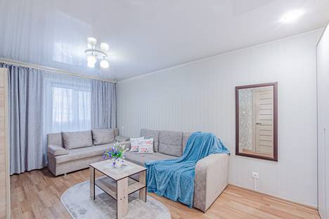 Однокомнатная квартира в аренду посуточно в Казани по адресу Чистопольская улица, 47