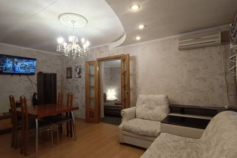 Двухкомнатная квартира в аренду посуточно в Хабаровске по адресу улица Пушкина, 15