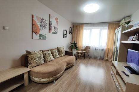 2-комнатная квартира во Владивостоке, ул. Надибаидзе, 11