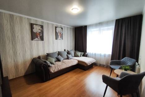 2-комнатная квартира во Владивостоке, Народный пр-кт, 15