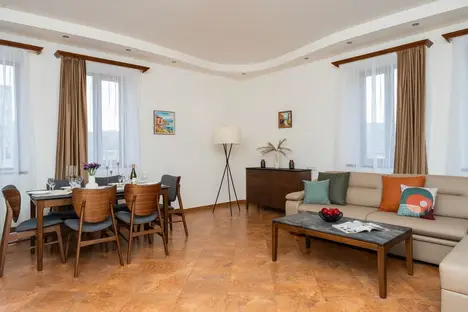 2-комнатная квартира в Ереване, ул. Амиряна, 4/6, м. Площадь Республики