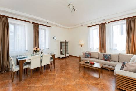 1-комнатная квартира в Ереване, Armenia, Yerevan, Amiryan Street, 4/6, м. Площадь Республики