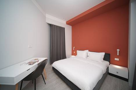 2-комнатная квартира в Ереване, Ереван, Armenia, Yerevan, Pavstos Buzand Street, 13, м. Площадь Республики