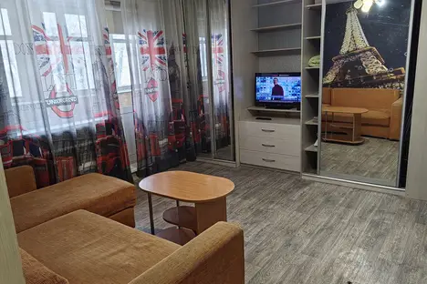 2-комнатная квартира в Красноярске, Центральный р-н ,ул.Урицкого,д.115