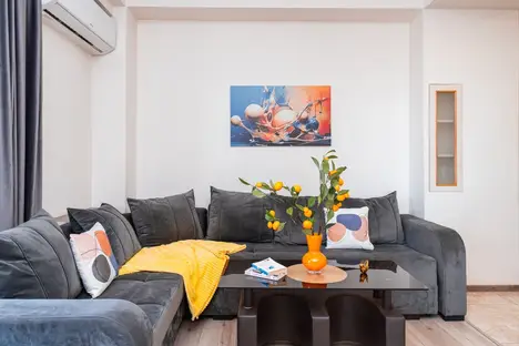 2-комнатная квартира в Ереване, Ереван, ул. Езника Кохбаци, 16, м. Площадь Республики