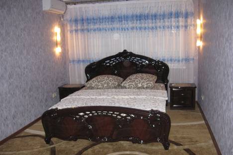 Двухкомнатная квартира в аренду посуточно в Луганске по адресу кв-л 50-летия Октября, 15, подъезд 5