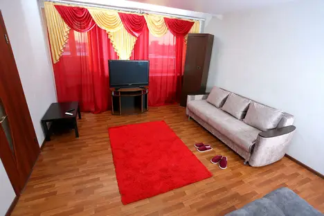 2-комнатная квартира в Омске, ул. Маршала Жукова, 144