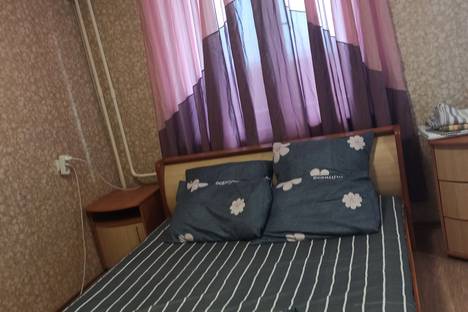 Однокомнатная квартира в аренду посуточно в Омске по адресу 24-я Северная ул., 93к4