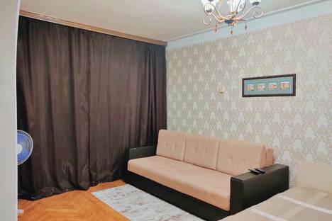 Однокомнатная квартира в аренду посуточно в Нальчике по адресу ул. Хмельницкого, 42