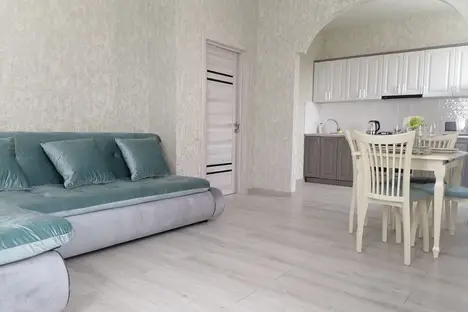 2-комнатная квартира в Адлере, Адлер, ул. Ленина, 286/7А