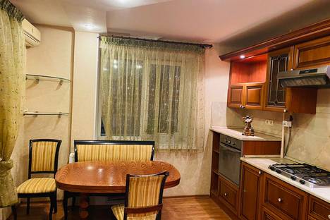 Трёхкомнатная квартира в аренду посуточно в Йошкар-Оле по адресу Краснофлотская ул., 24А