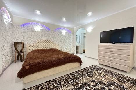 2-комнатная квартира в Феодосии, ул. Листовничей, 5