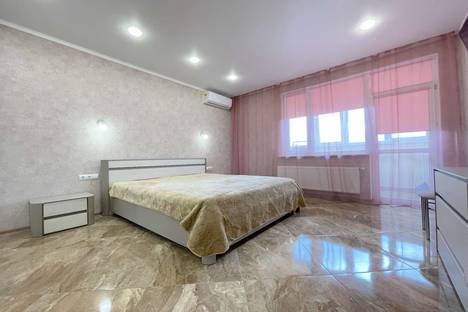 Двухкомнатная квартира в аренду посуточно в Феодосии по адресу Черноморская наб., 1К