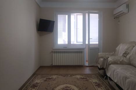 Двухкомнатная квартира в аренду посуточно в Каспийске по адресу пр-кт Акулиничева