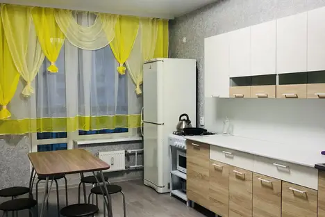 3-комнатная квартира в Великом Новгороде, Великий Новгород, ул. Ворошилова, 23