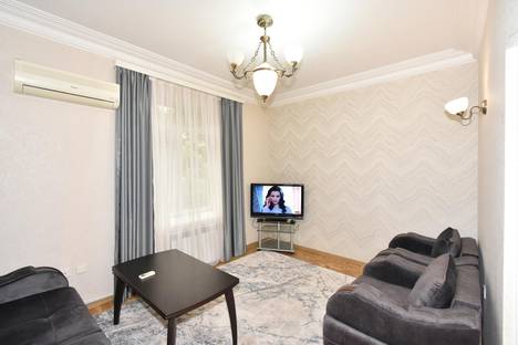 1-комнатная квартира в Ереване, Ереван, ул. Хачатура Абовяна, 13, м. Еритасардакан