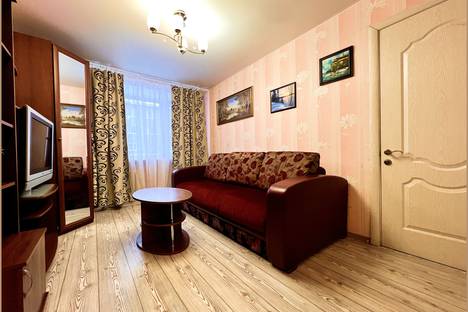 Двухкомнатная квартира в аренду посуточно в Мурманске по адресу ул. Полярные Зори, 33к3