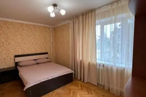 2-комнатная квартира в Крымске, ул. Ленина, 201