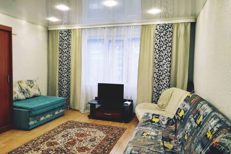 1-комнатная квартира в Междуреченске, пр-кт Шахтёров, 16, подъезд 3