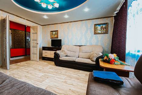 Четырёхкомнатная квартира в аренду посуточно в Ульяновске по адресу ул. Ефремова, 46