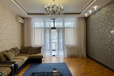 Трёхкомнатная квартира в аренду посуточно в Махачкале по адресу ул. Коркмасова 12