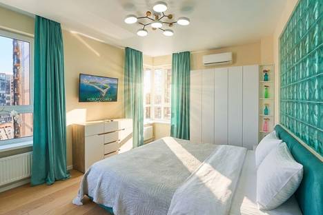 3-комнатная квартира в Новороссийске, Новороссийск, ул. Энгельса, 93