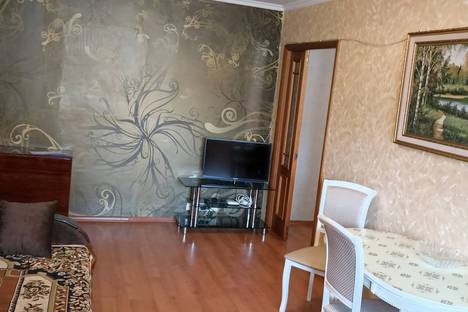 Трёхкомнатная квартира в аренду посуточно в Каспийске по адресу ул. Ленина, 56