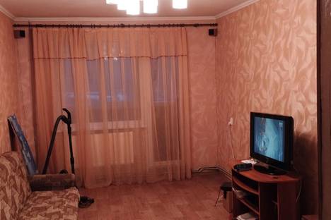 Двухкомнатная квартира в аренду посуточно в Луганске по адресу кв-л 50-летия Октября