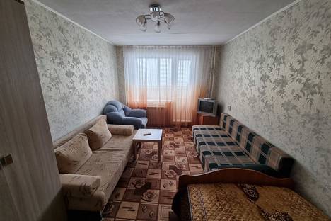 2-комнатная квартира в Каменске-Уральском, ул. Суворова, 28