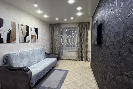 2-комнатная квартира в Новосибирске, ул. Ватутина, 21, м. Площадь Маркса