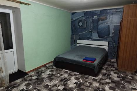 1-комнатная квартира в Луганске, пл. Героев Великой Отечественной войны, 5