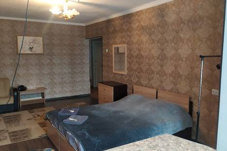 Трёхкомнатная квартира в аренду посуточно в Владикавказе по адресу ул. Братьев Щукиных