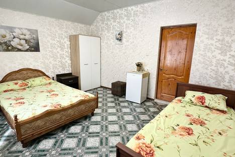 Комната в аренду посуточно в Геленджике по адресу ул. Островского, 45 А