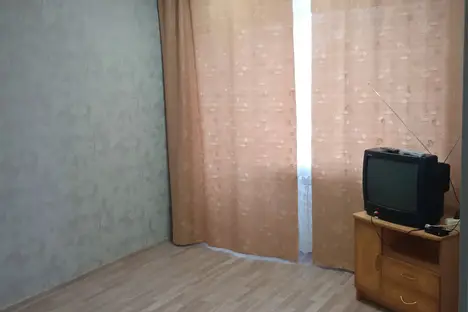 1-комнатная квартира в Яровом, кв-л Б, 12