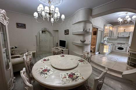 2-комнатная квартира в Казани, ул. Мулланура Вахитова, 8, м. Козья Слобода