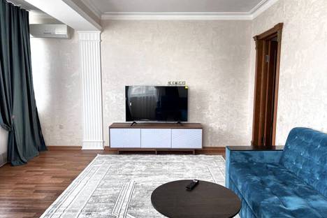 Двухкомнатная квартира в аренду посуточно в Каспийске по адресу ул. Ленина, 86
