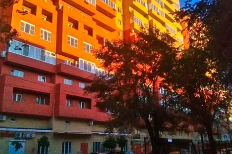 Однокомнатная квартира в аренду посуточно в Астрахани по адресу ул. Савушкина, 6Е, подъезд 2