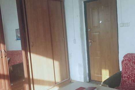 Однокомнатная квартира в аренду посуточно в поселке Попова по адресу Советская ул. 37