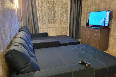 Двухкомнатная квартира в аренду посуточно в Курске по адресу пр-кт Дружбы 9