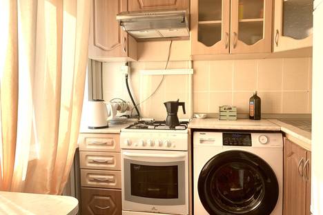 4-комнатная квартира в Яровом, Яровое, ул. 40 лет Октября, 6А