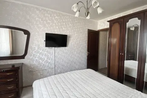 2-комнатная квартира во Владикавказе, Владикавказ, пр-кт Доватора, 21