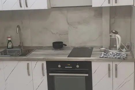 2-комнатная квартира в Мурманске, ул. Коминтерна, 9