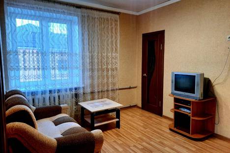 Двухкомнатная квартира в аренду посуточно в Курске по адресу ул. Льва Толстого, 10А
