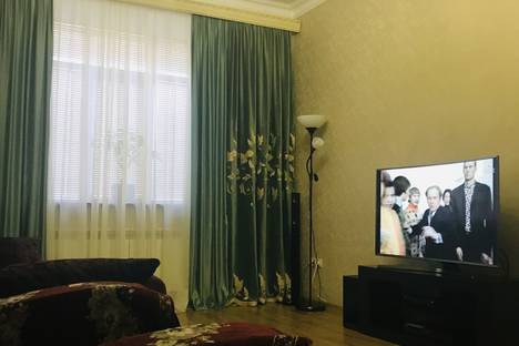 Двухкомнатная квартира в аренду посуточно в Каспийске по адресу ул. Алфёрова, 1