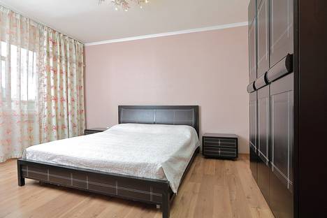 2-комнатная квартира в Красноярске, ул. Алексеева, 22