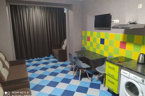 Однокомнатная квартира в аренду посуточно в Таганроге по адресу Инструментальная ул., 23-2