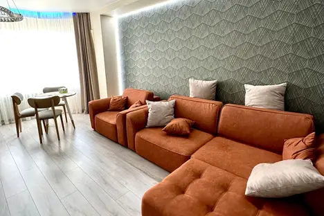 2-комнатная квартира в Тольятти, ул. Баныкина, 21А